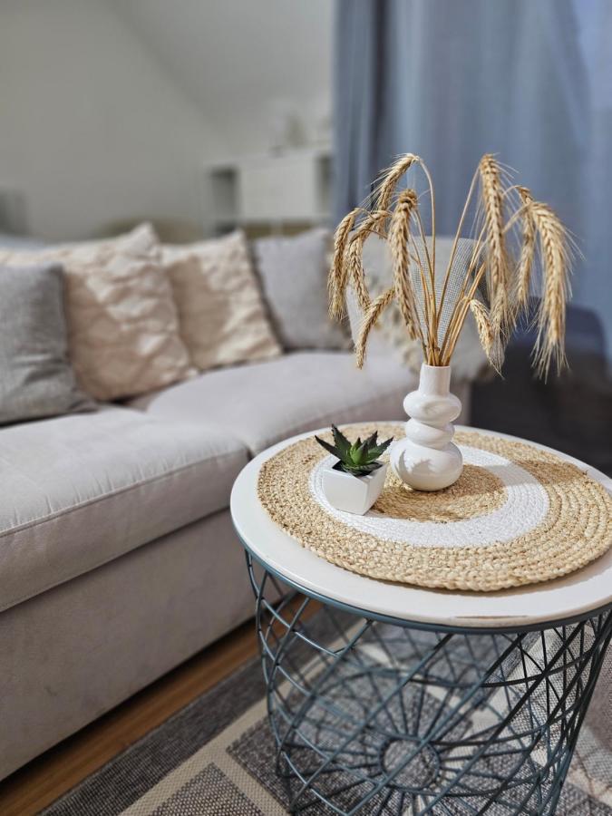 Modern Studio Near Duesseldorf Airport & Messe/Fair Meerbusch Buitenkant foto